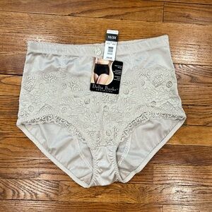 Delta Burke Control Briefs size 3x beige new with tags